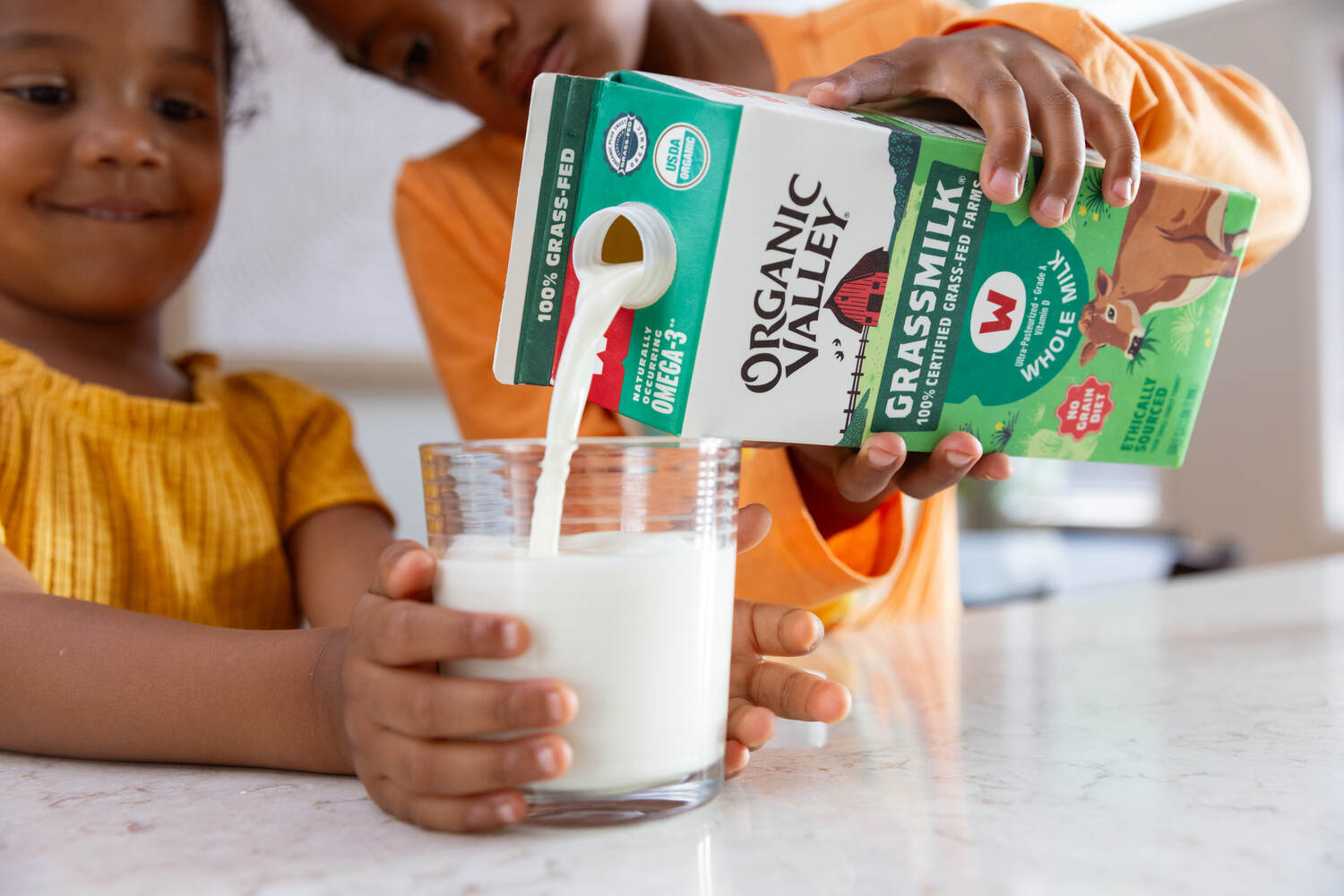 Pouring Grassmilk